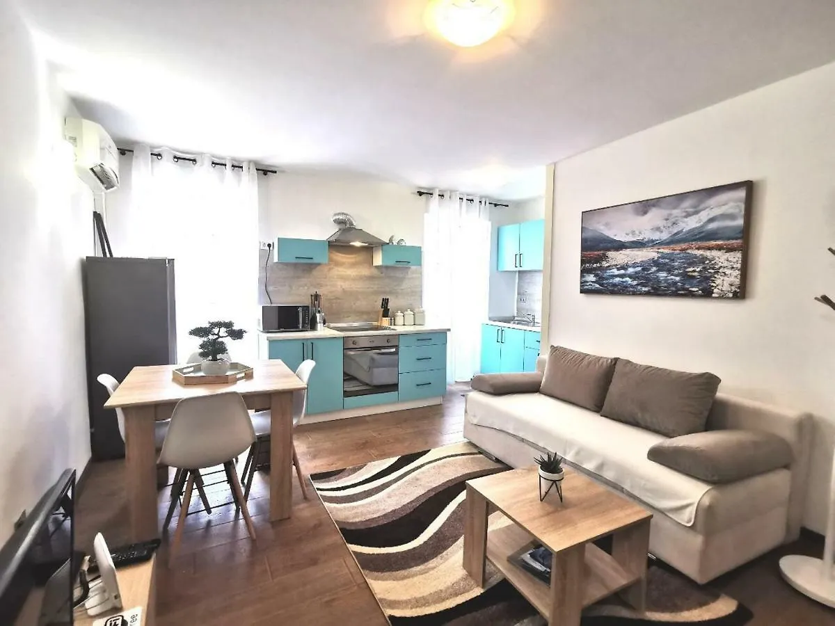 A Charming One-Bedroom Apartment In The Heart Of 'Rovinj'